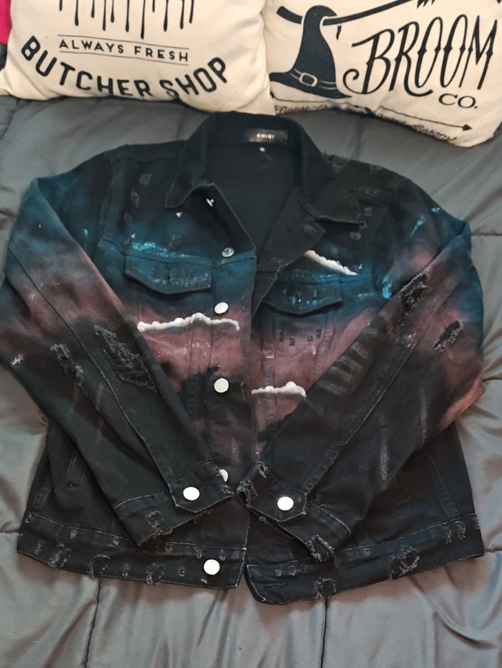 Authentic Amiri Galaxy Wolf Print Denim Distressed Jacket Size Medium - RARE!